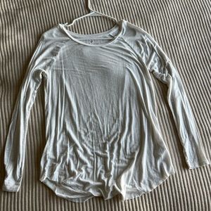 American Eagle Long Sleeve - Small